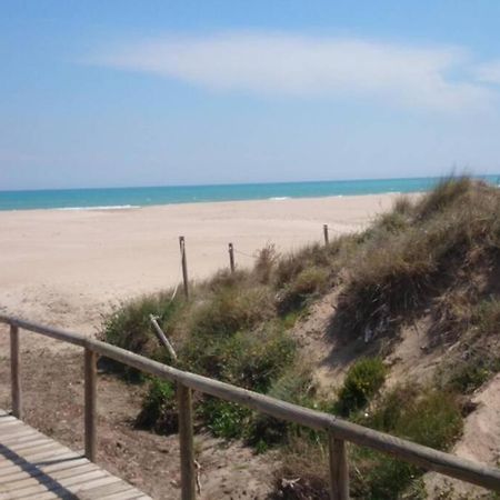 Uim Mediterraneo Poeta 1 Wifi Puerto de Sagunto Exterior photo